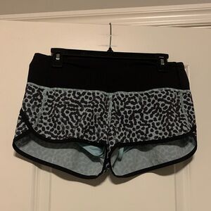 Lululemon Black and Mint Speed Up Shorts, Size 6, Good Condition
